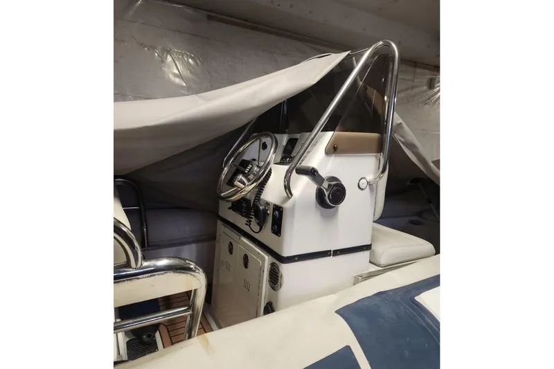 Slide: The Image of Novurania DL 550 2015 - 3