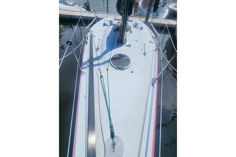 Slide: The Image of Farr 30 1996 - 5