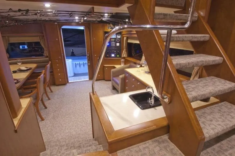 Slide: The Image of Titan 75 Custom Sportfisher 2008 - 18