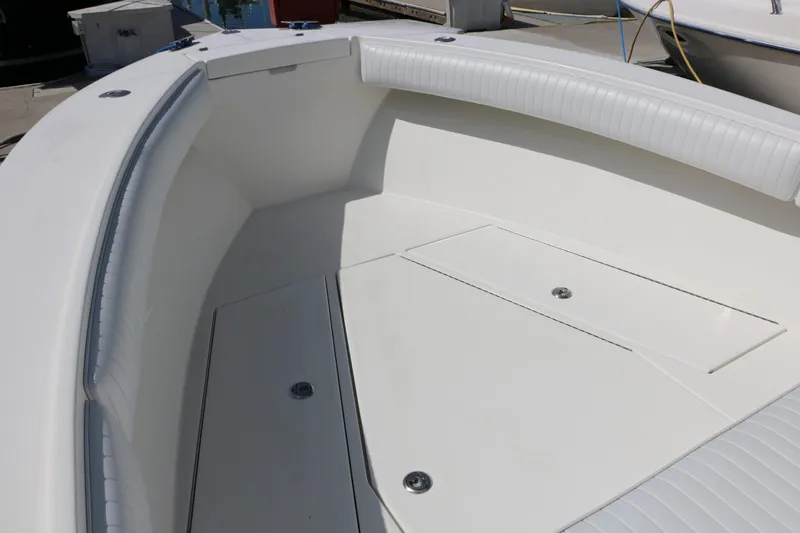 Slide: The Image of Regulator Marine 24 Classic 2007 - 11