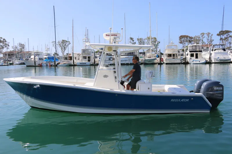Slide: The Image of Regulator Marine 24 Classic 2007 - 5