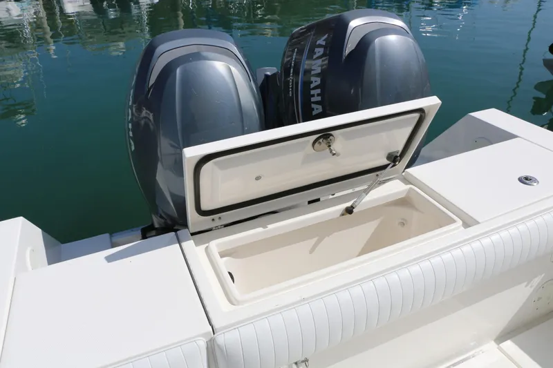 Slide: The Image of Regulator Marine 24 Classic 2007 - 25