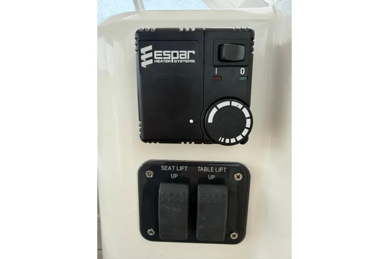 Slide: The Image of True North 33 2005 - 70