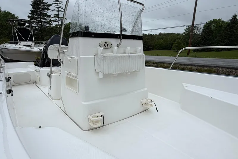 Slide: The Image of Boston Whaler 190 Montauk 2008 - 20