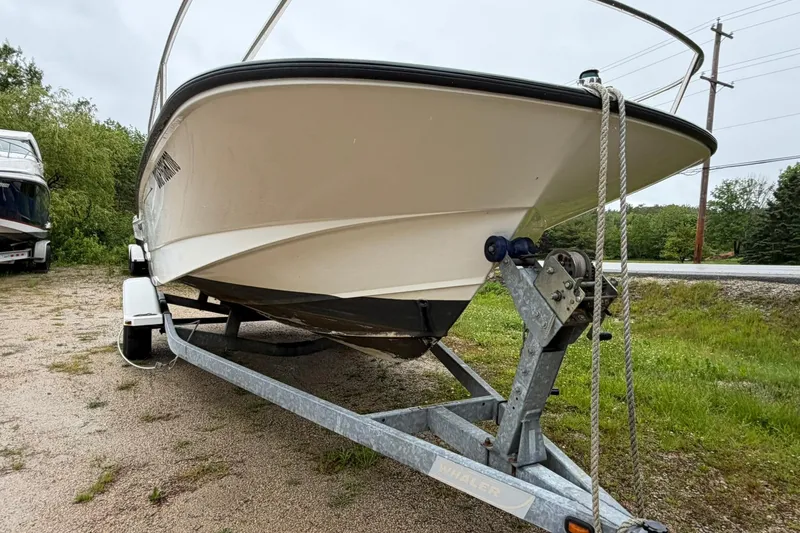 Slide: The Image of Boston Whaler 190 Montauk 2008 - 17