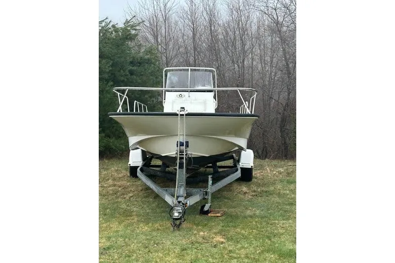 Slide: The Image of Boston Whaler 190 Montauk 2008 - 5