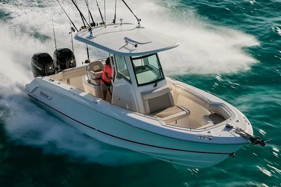 Slide: The Image of Boston Whaler 250 Outrage 2018 - 31