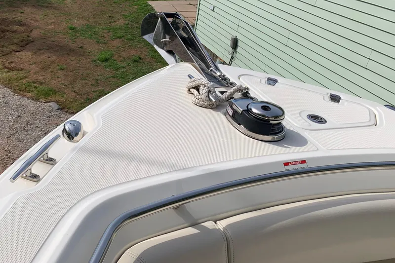 Slide: The Image of Boston Whaler 250 Outrage 2018 - 20