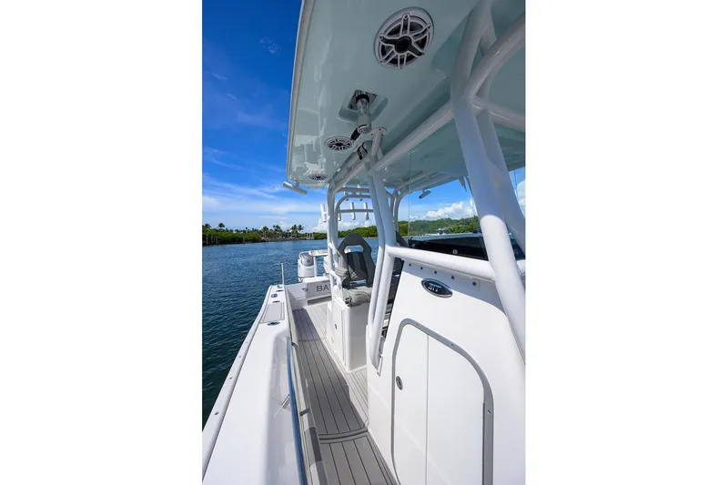 Slide: The Image of Cape Horn Yachts 31T 2024 - 53