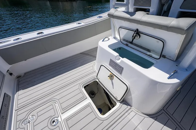Slide: The Image of Cape Horn Yachts 31T 2024 - 32