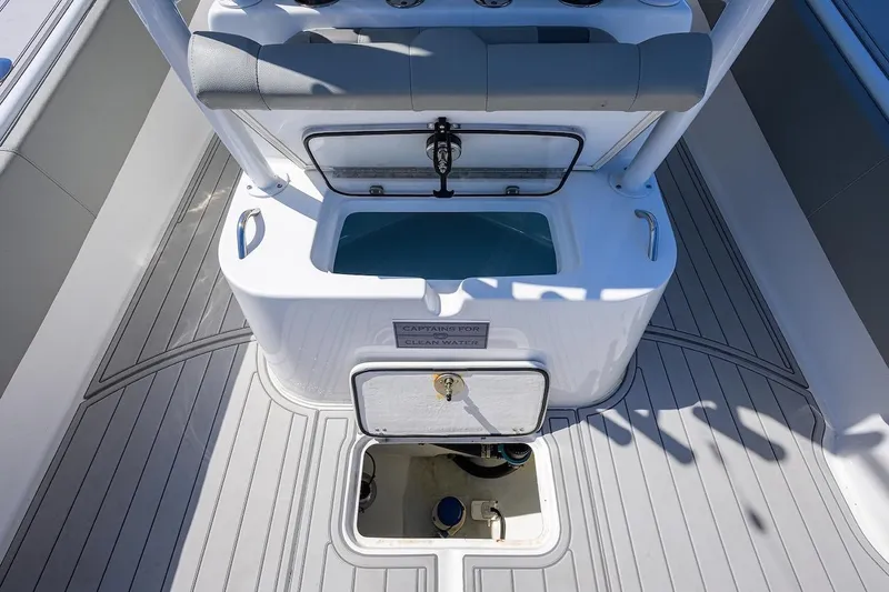 Slide: The Image of Cape Horn Yachts 31T 2024 - 31
