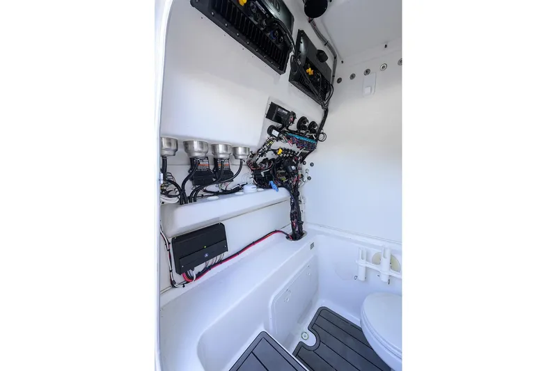 Slide: The Image of Cape Horn Yachts 31T 2024 - 35
