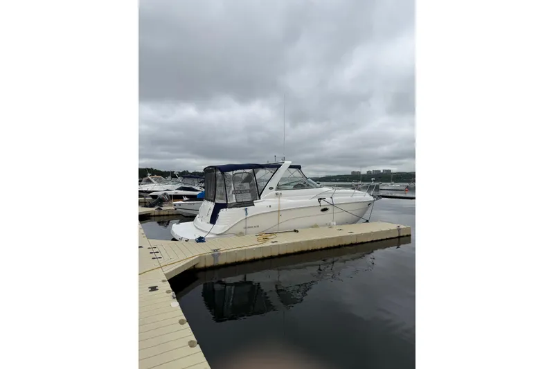 Slide: The Image of Rinker 300 Express Cruiser 2006 - 16