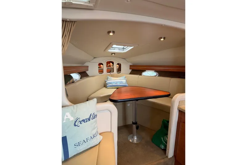 Slide: The Image of Rinker 300 Express Cruiser 2006 - 28
