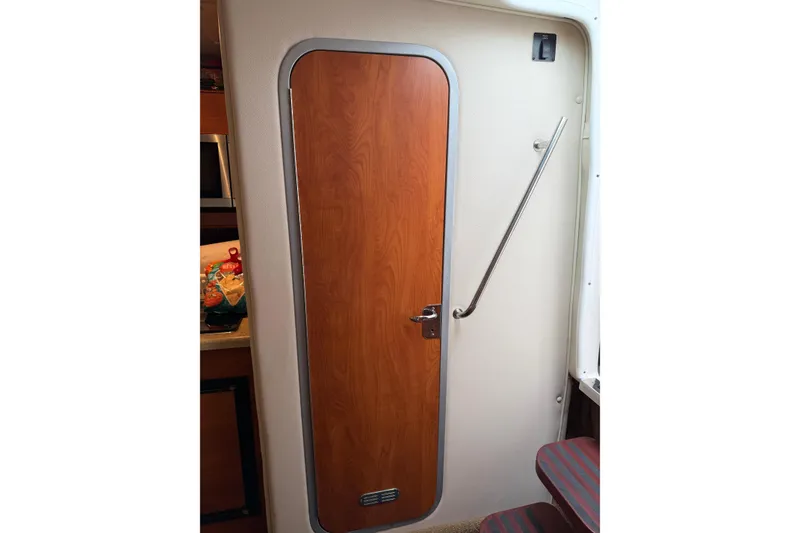Slide: The Image of Rinker 300 Express Cruiser 2006 - 29