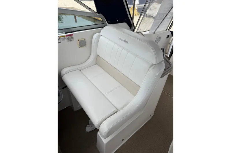 Slide: The Image of Rinker 300 Express Cruiser 2006 - 13