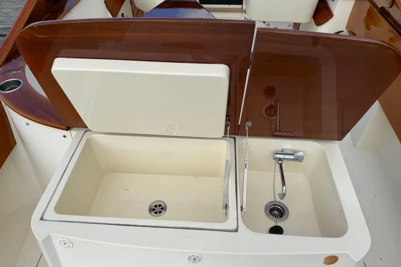 Slide: The Image of Hinckley Yachts Talaria 29R 2007 - 20