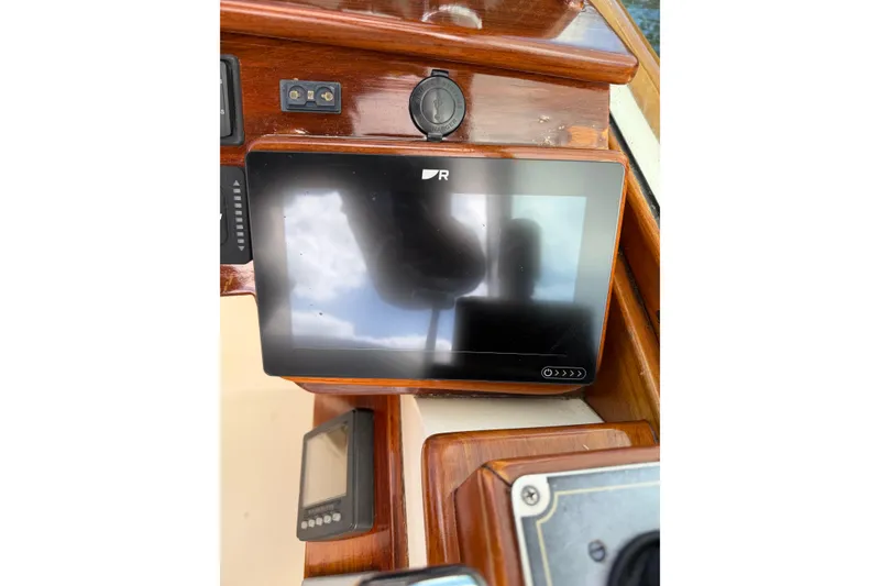 Slide: The Image of Hinckley Yachts Talaria 29R 2007 - 23