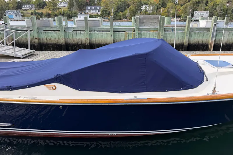 Slide: The Image of Hinckley Yachts Talaria 29R 2007 - 39