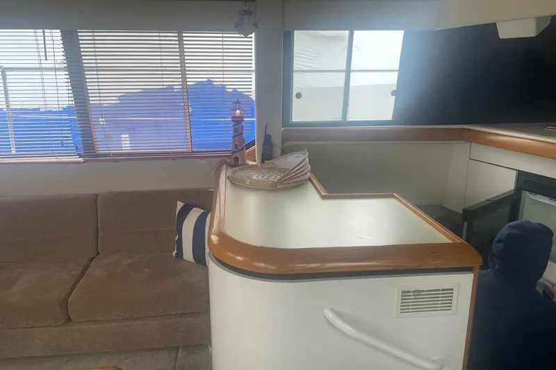 Slide: The Image of Bayliner 4387 Motoryacht 1994 - 7
