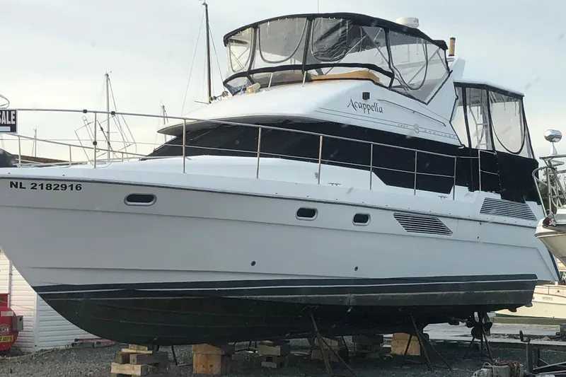 Slide: The Image of Bayliner 4387 Motoryacht 1994 - 1