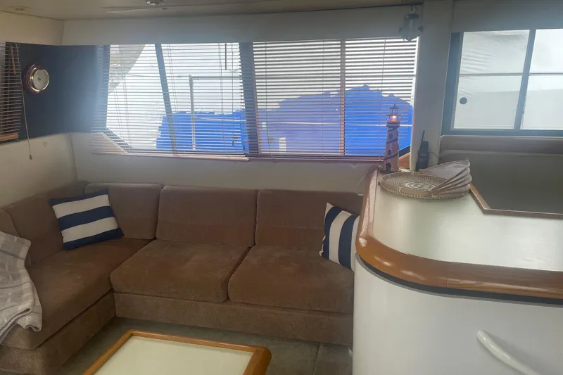 Slide: The Image of Bayliner 4387 Motoryacht 1994 - 5