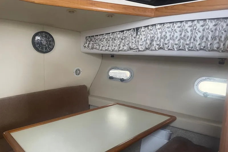 Slide: The Image of Bayliner 4387 Motoryacht 1994 - 9