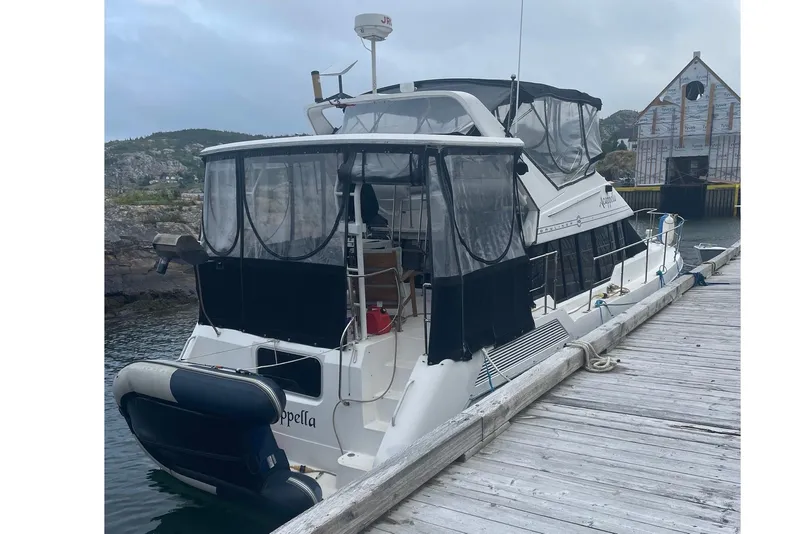 Slide: The Image of Bayliner 4387 Motoryacht 1994 - 2