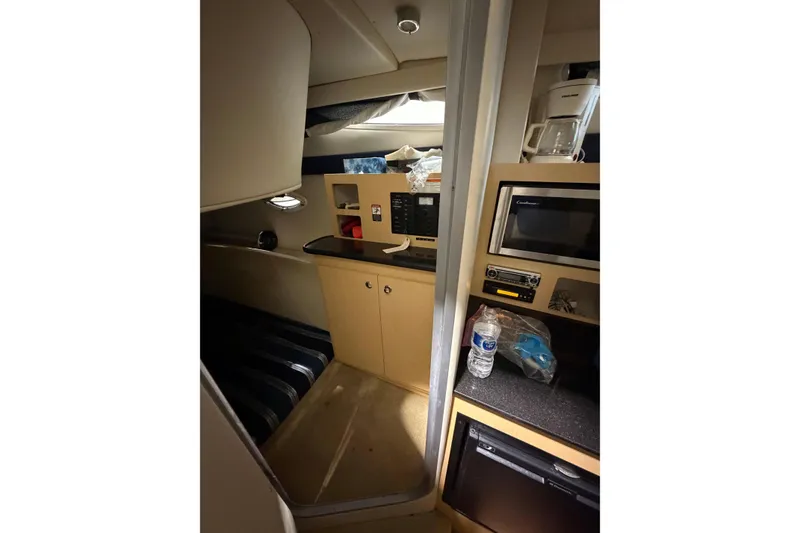 Slide: The Image of Bayliner 315 Cruiser 2012 - 13