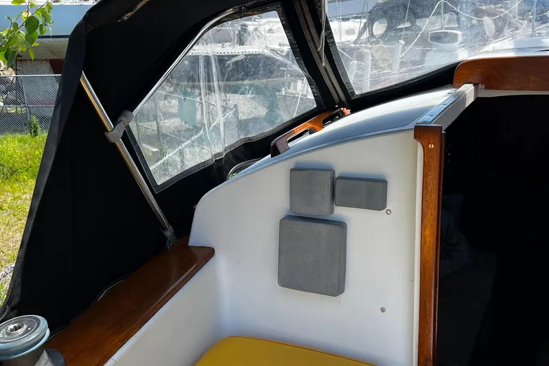 Slide: The Image of Aloha 8.5 1982 - 24