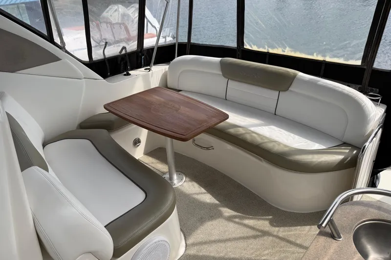 Slide: The Image of Sea Ray Sundancer 310 2007 - 9