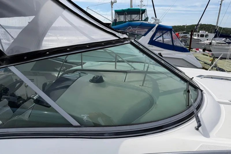Slide: The Image of Sea Ray Sundancer 310 2007 - 5