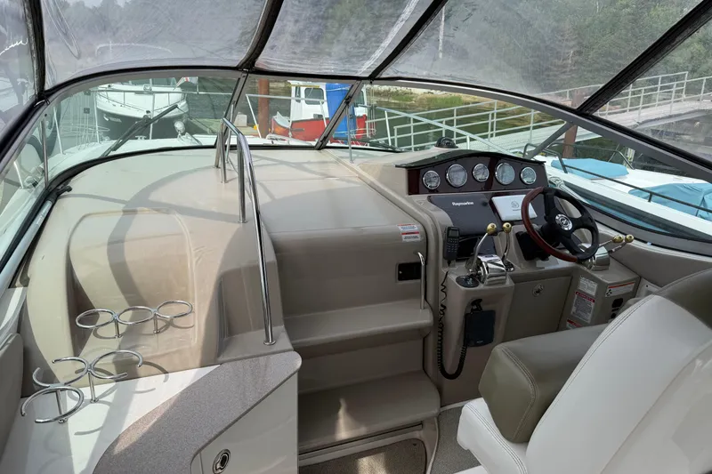 Slide: The Image of Sea Ray Sundancer 310 2007 - 8