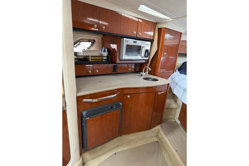 Slide: The Image of Sea Ray Sundancer 310 2007 - 23