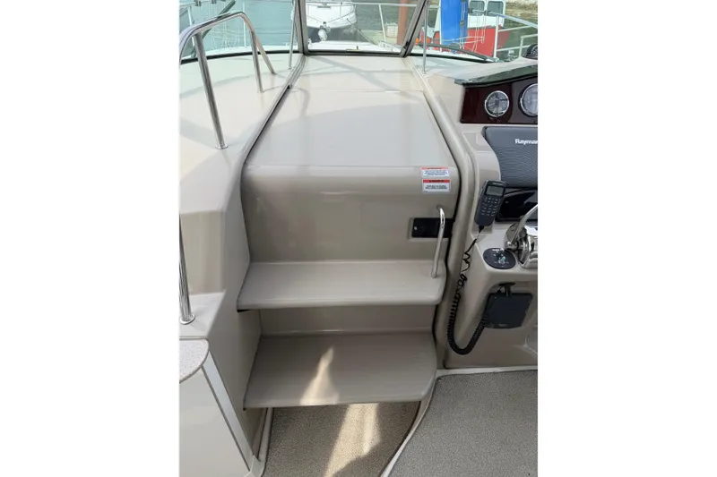 Slide: The Image of Sea Ray Sundancer 310 2007 - 11