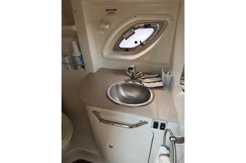 Slide: The Image of Sea Ray Sundancer 310 2007 - 33