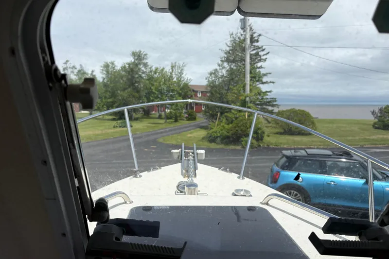 Slide: The Image of Rosborough RF-246 Custom Wheelhouse 2006 - 8