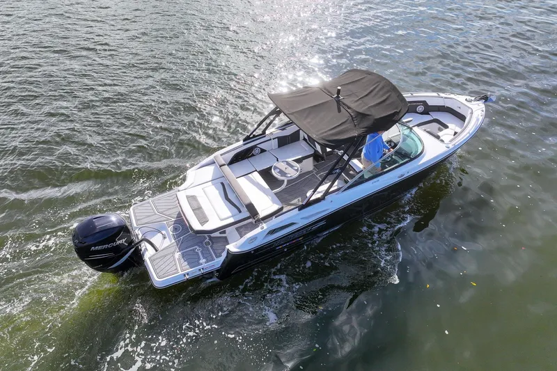 Slide: The Image of Monterey 275SS Super Sport 2022 - 4