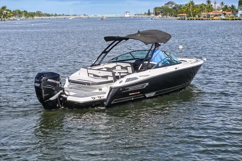 Slide: The Image of Monterey 275SS Super Sport 2022 - 13