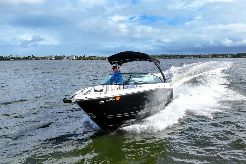Slide: The Image of Monterey 275SS Super Sport 2022 - 8
