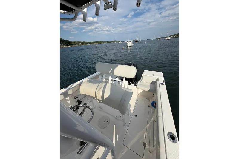 Slide: The Image of Striper 200 Center Console 2017 - 13