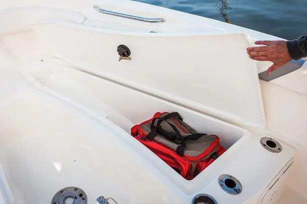 Slide: The Image of Striper 200 Center Console 2017 - 7