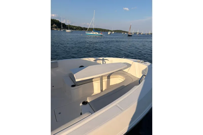 Slide: The Image of Striper 200 Center Console 2017 - 22