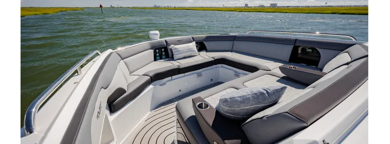Slide: The Image of Galeon 375 GTO - 3