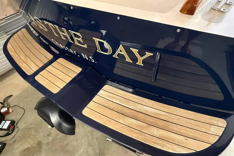 Slide: The Image of Hinckley Yachts Picnic Boat 36 EP 2002 - 13