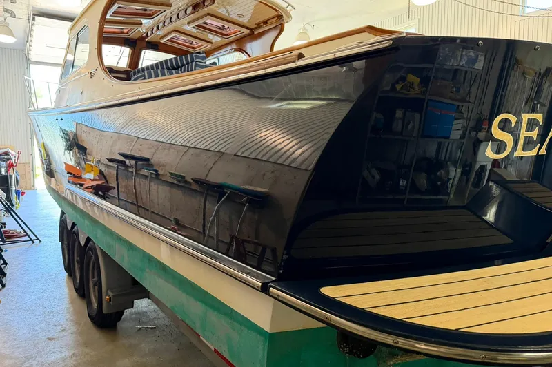 Slide: The Image of Hinckley Yachts Picnic Boat 36 EP 2002 - 11