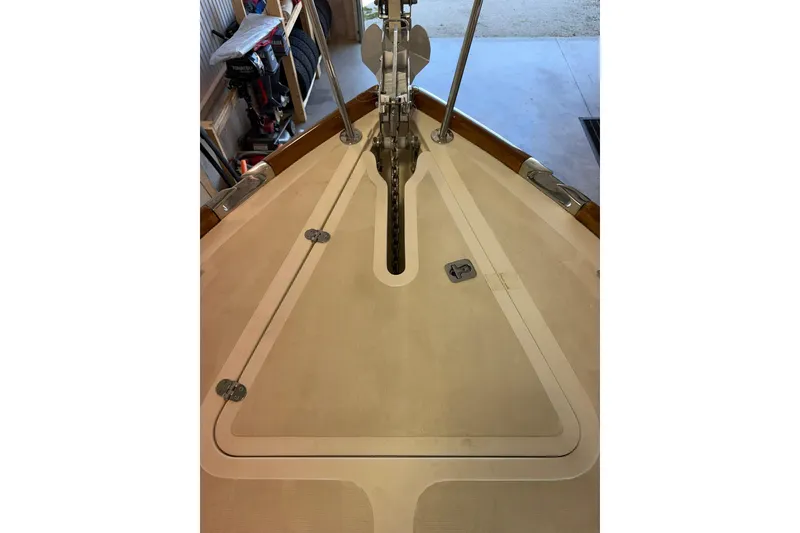 Slide: The Image of Hinckley Yachts Picnic Boat 36 EP 2002 - 79