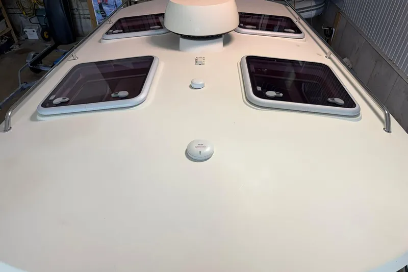 Slide: The Image of Hinckley Yachts Picnic Boat 36 EP 2002 - 78