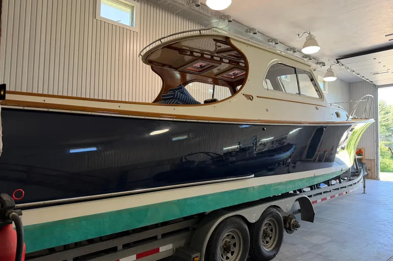 Slide: The Image of Hinckley Yachts Picnic Boat 36 EP 2002 - 8