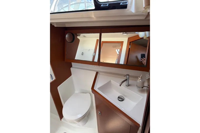Slide: The Image of Beneteau Oceanis 41 2013 - 89